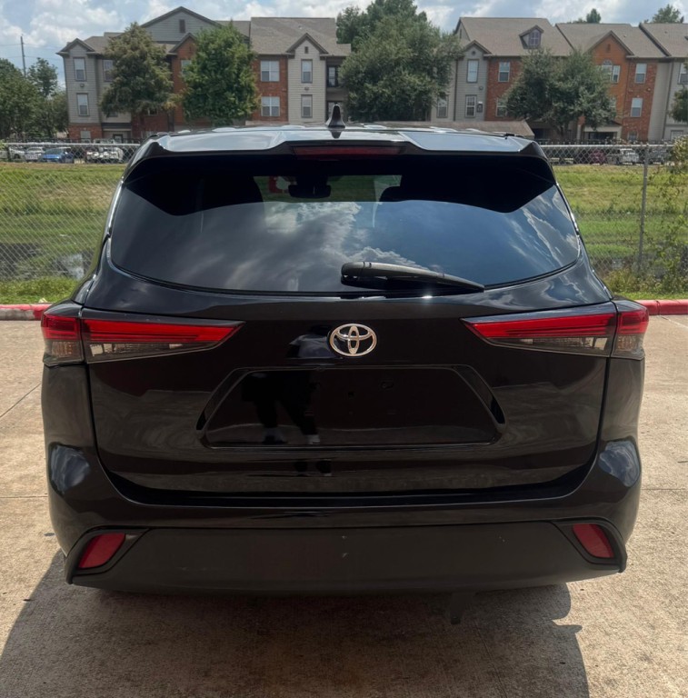2022 Toyota Highlander Image 6