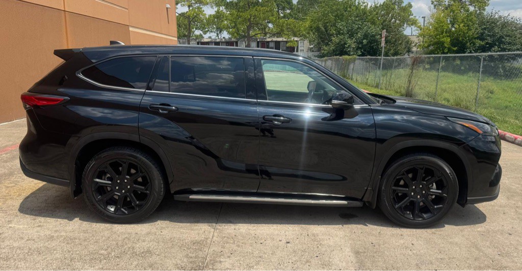 2022 Toyota Highlander Image 8
