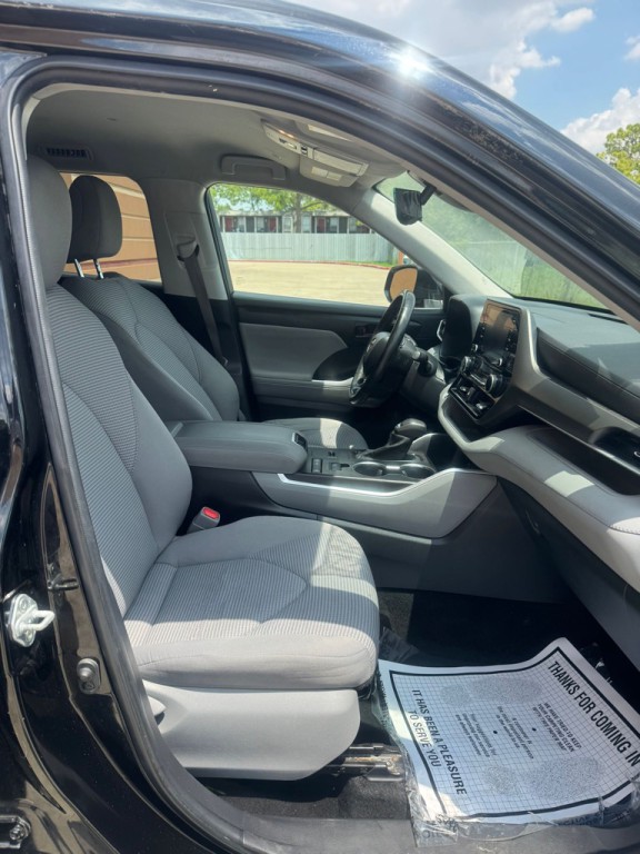 2022 Toyota Highlander Image 9
