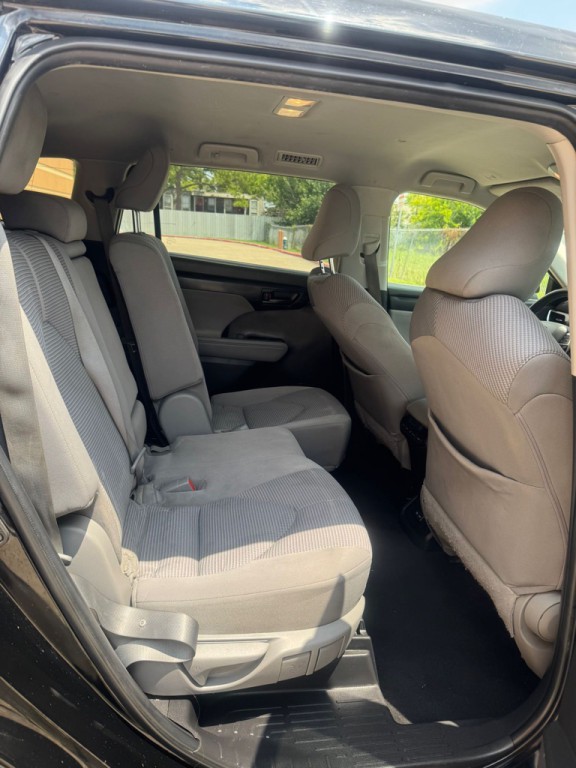 2022 Toyota Highlander Image 10