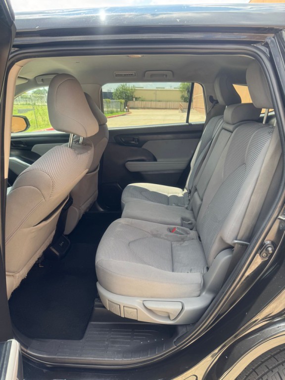 2022 Toyota Highlander Image 11