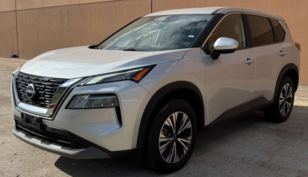 2023 Nissan Rogue Image 2