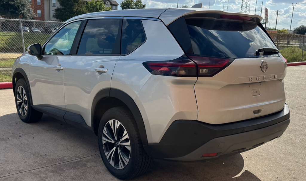 2023 Nissan Rogue Image 4