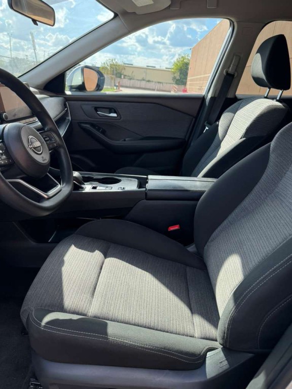 2023 Nissan Rogue Image 9