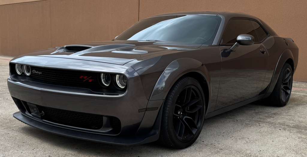 2021 Dodge Challenger Image 2
