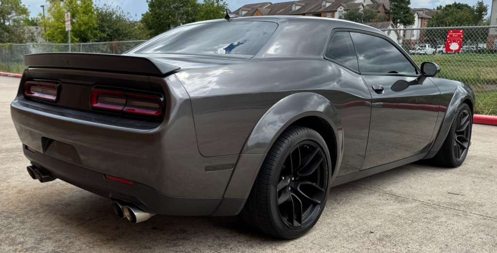 2021 Dodge Challenger Image 4