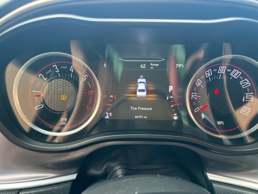 2021 Dodge Challenger Image 15