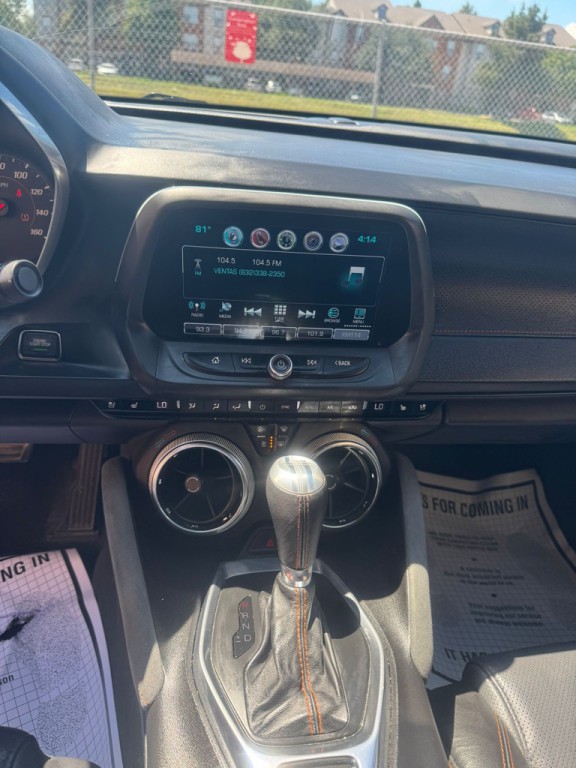 2017 Chevrolet Camaro Image 13