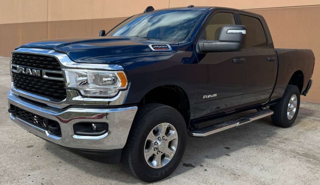 2024 RAM 2500 Image 2