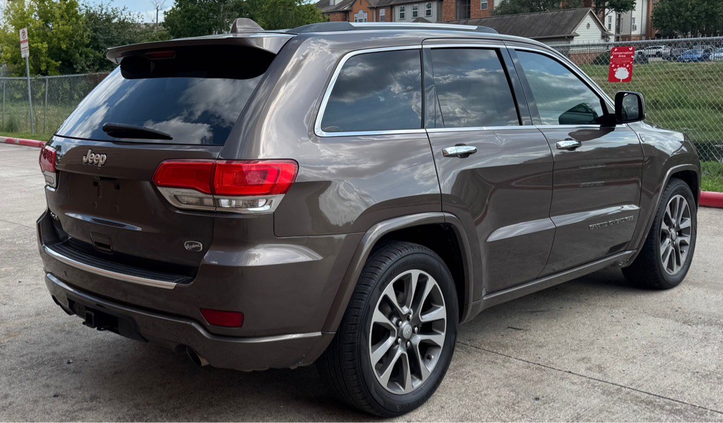 2018 Jeep Grand Cherokee Image 4