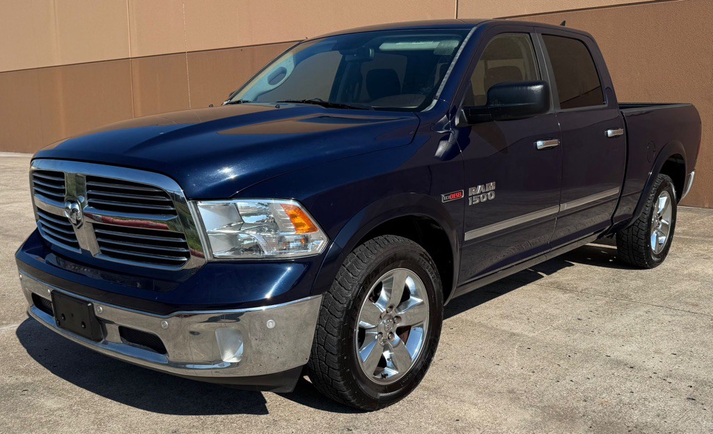 2015 RAM 1500 Image 2