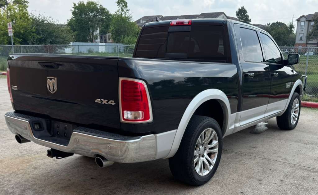 2016 RAM 1500 Image 3