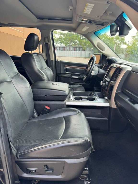 2016 RAM 1500 Image 12