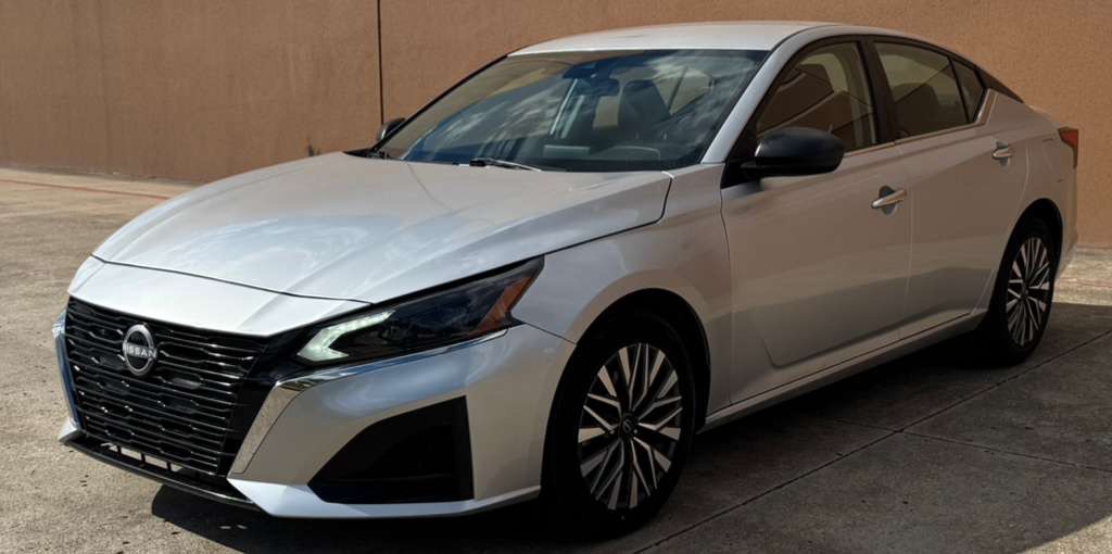 2024 Nissan Altima Image 2