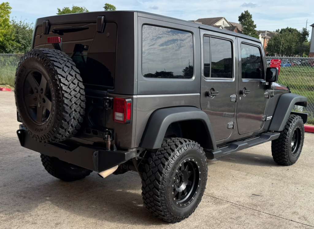 2014 Jeep Wrangler Unlimited Image 3