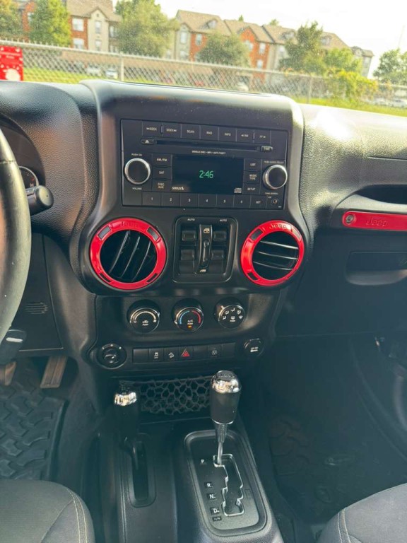 2014 Jeep Wrangler Unlimited Image 14