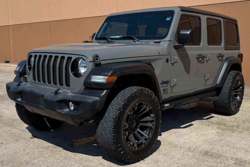 2021 Jeep Wrangler Unlimited Image 2