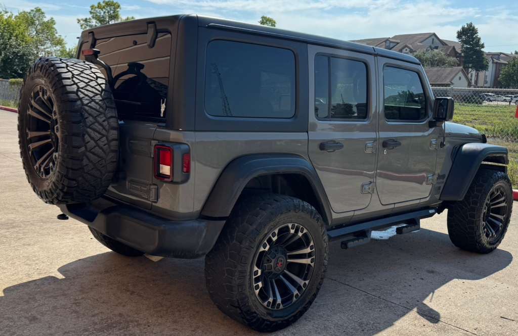 2021 Jeep Wrangler Unlimited Image 4