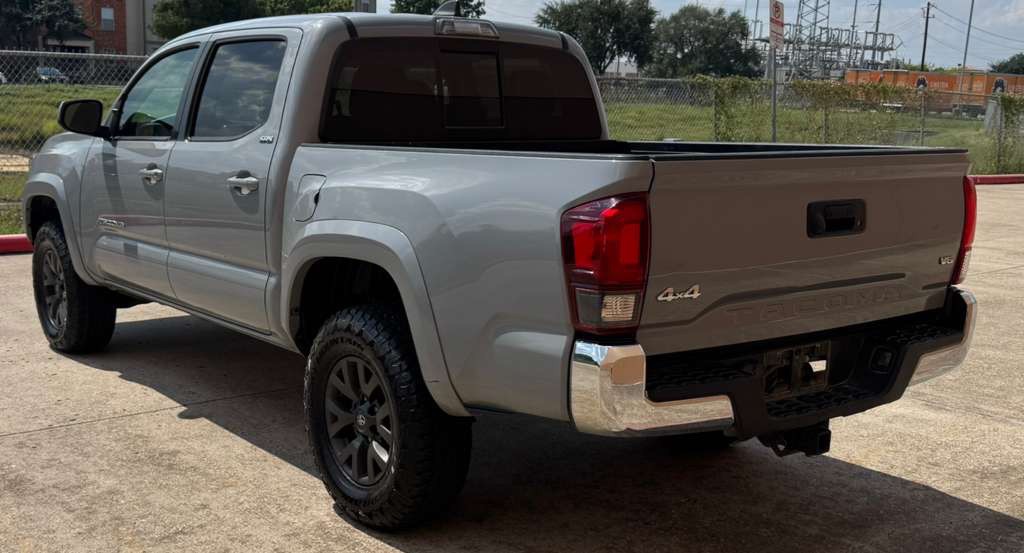 2021 Toyota Tacoma Image 3