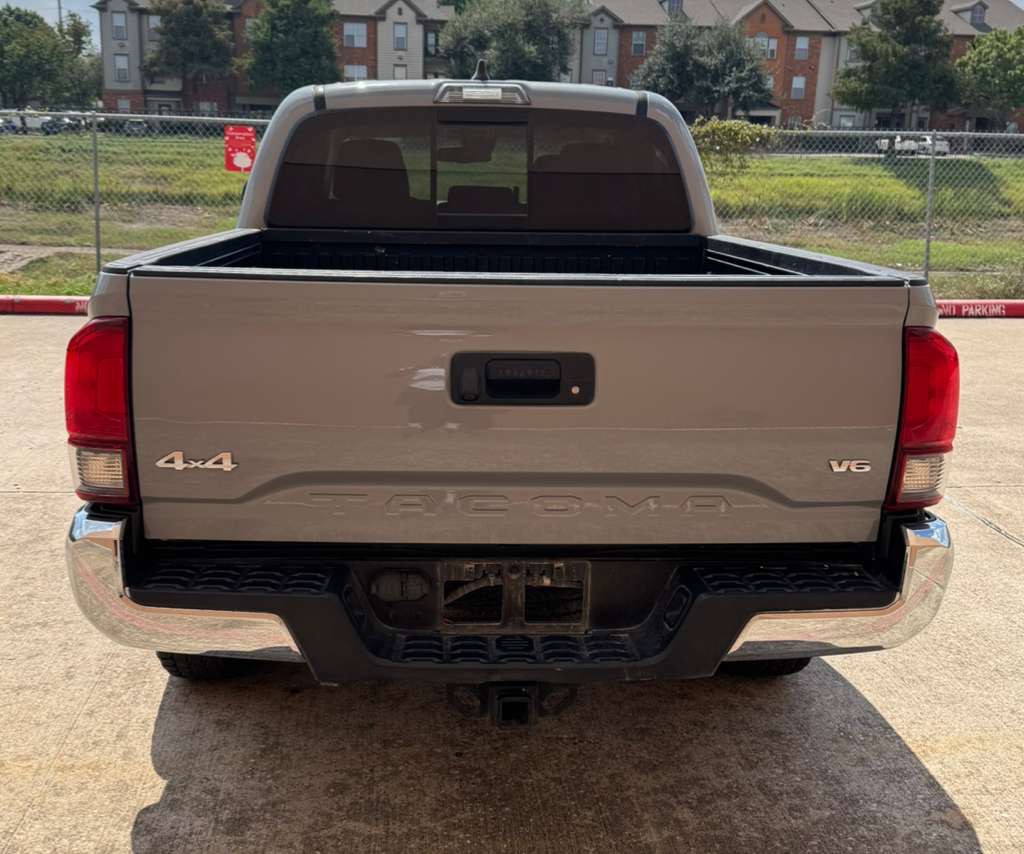 2021 Toyota Tacoma Image 6
