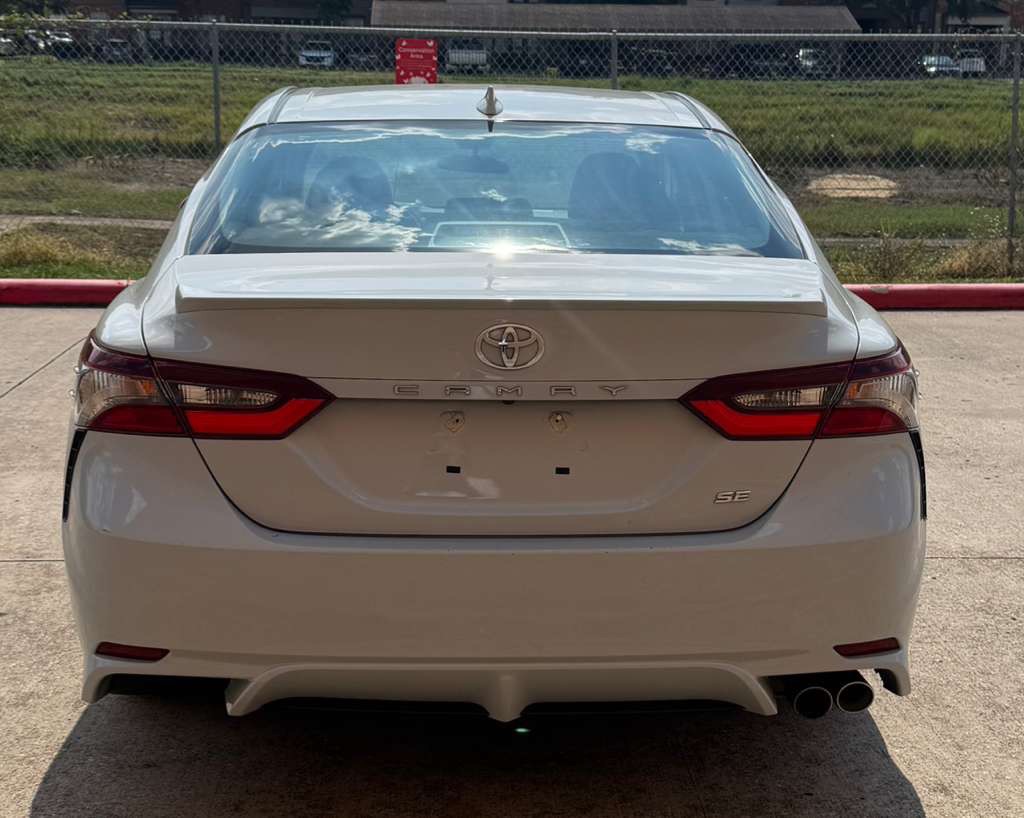 2022 Toyota Camry Image 6