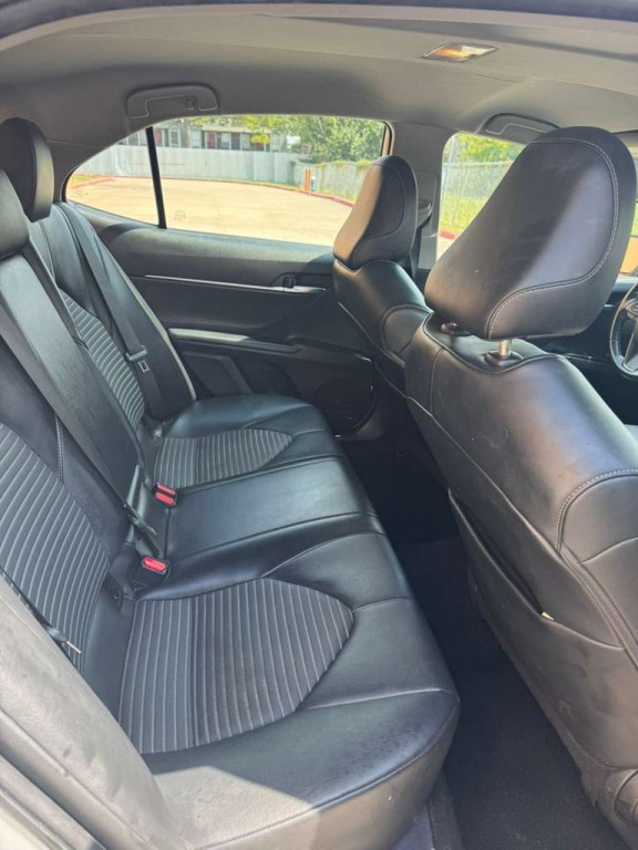 2022 Toyota Camry Image 11