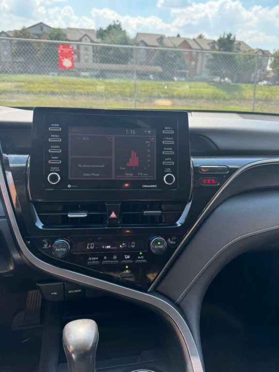 2022 Toyota Camry Image 14