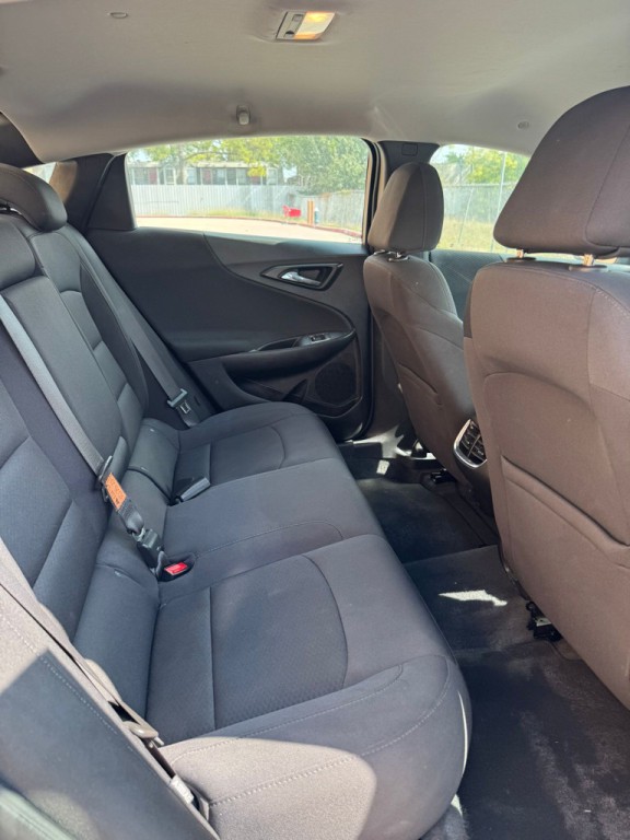 2022 Chevrolet Malibu Image 13