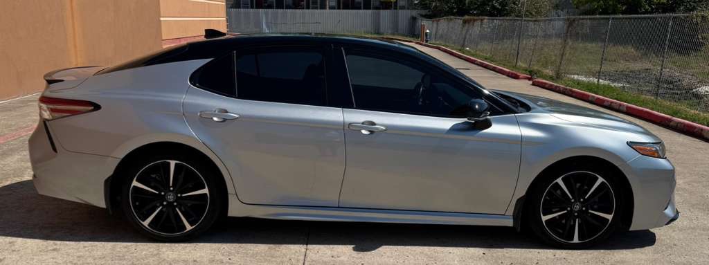 2019 Toyota Camry Image 7
