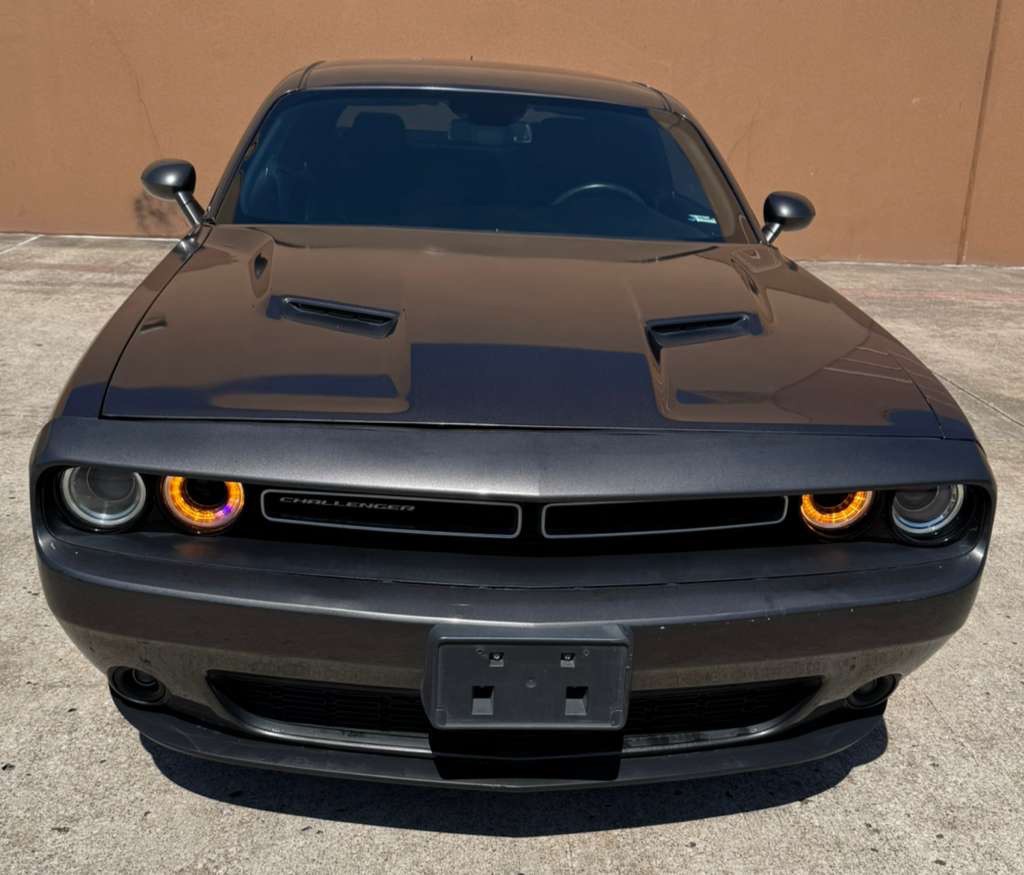 2019 Dodge Challenger Image 5