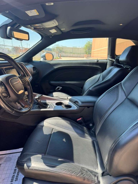 2019 Dodge Challenger Image 9