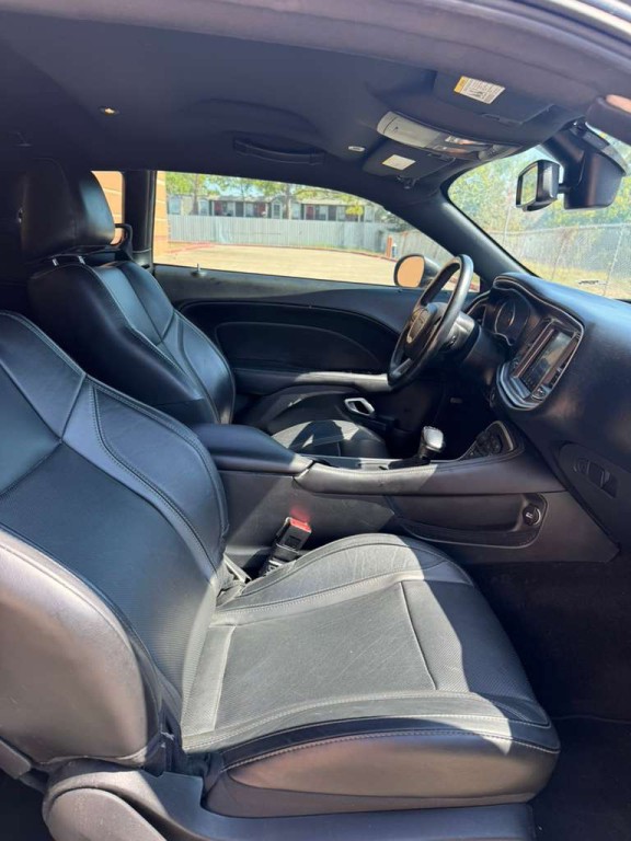 2019 Dodge Challenger Image 10