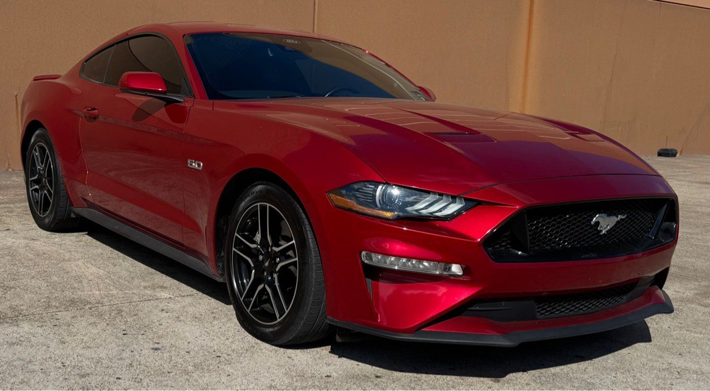 2022 Ford Mustang Image 1
