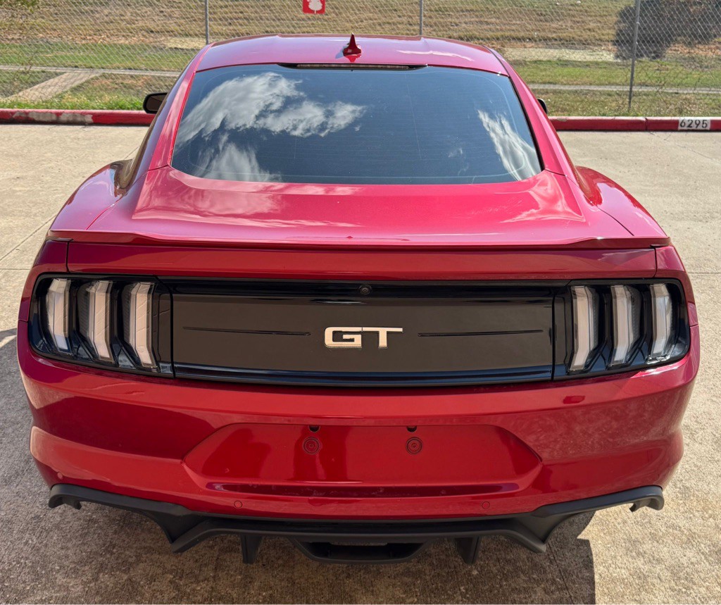 2022 Ford Mustang Image 6