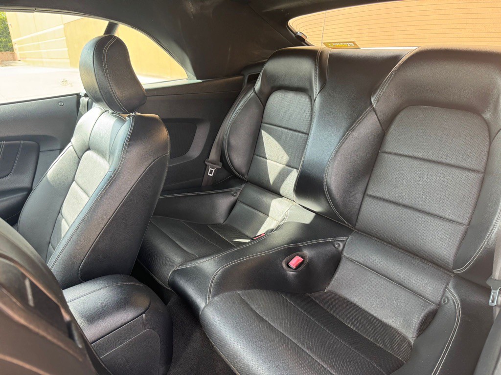 2019 Ford Mustang Image 10