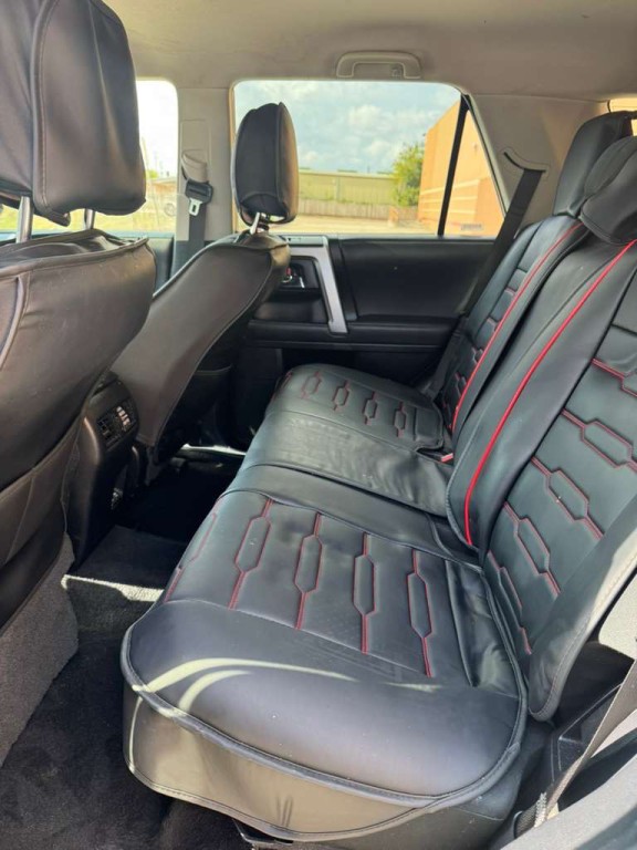 2021 Toyota 4Runner Image 10