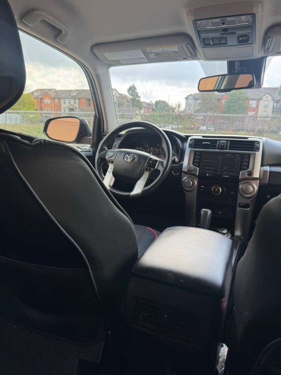 2021 Toyota 4Runner Image 13