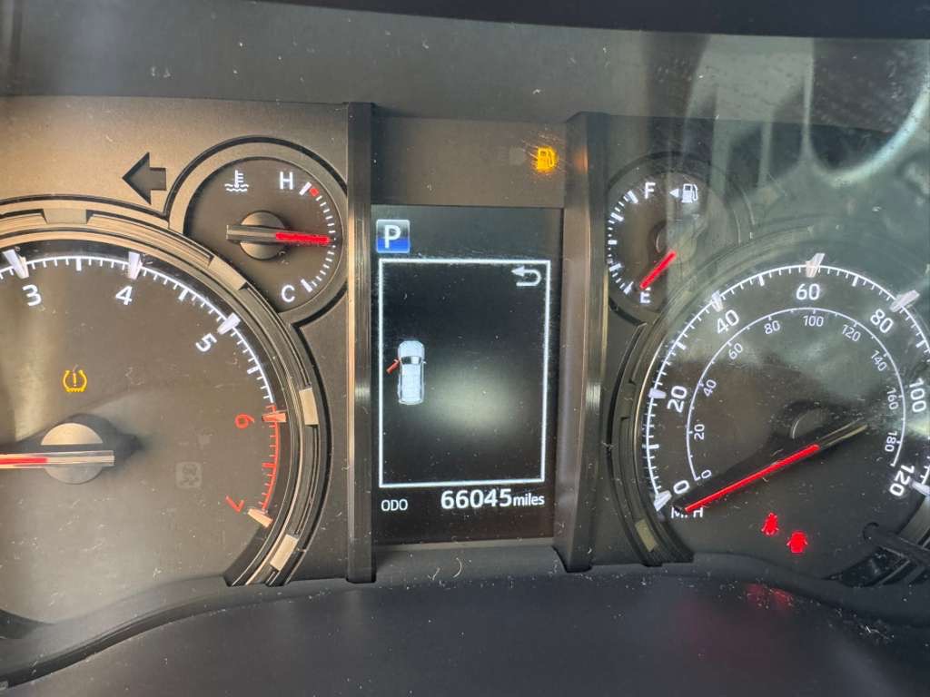 2021 Toyota 4Runner Image 15