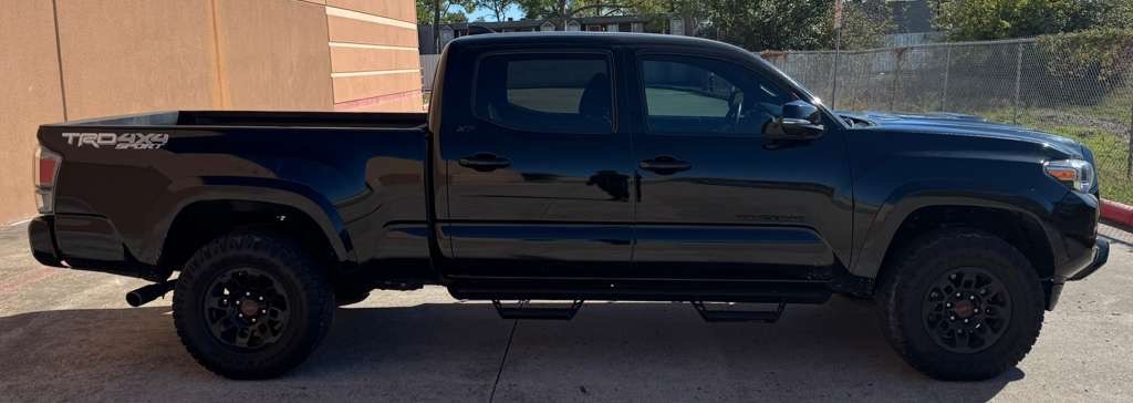 2023 Toyota Tacoma Image 8