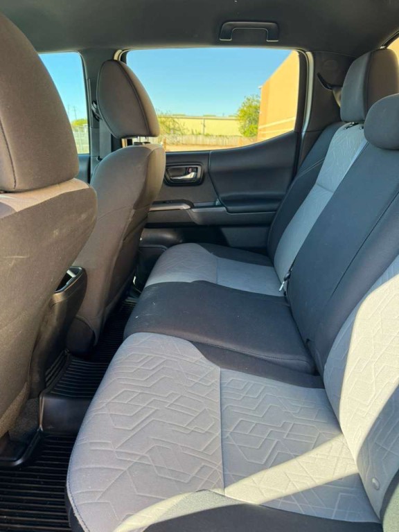 2023 Toyota Tacoma Image 13