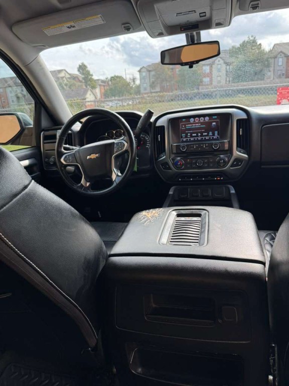 2018 Chevrolet Silverado 1500 Image 13
