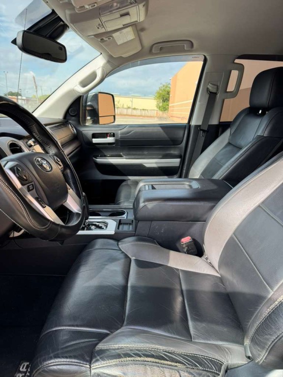 2018 Toyota Tundra Image 12