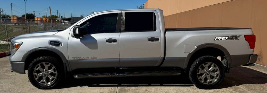 2018 Nissan Titan Image 6