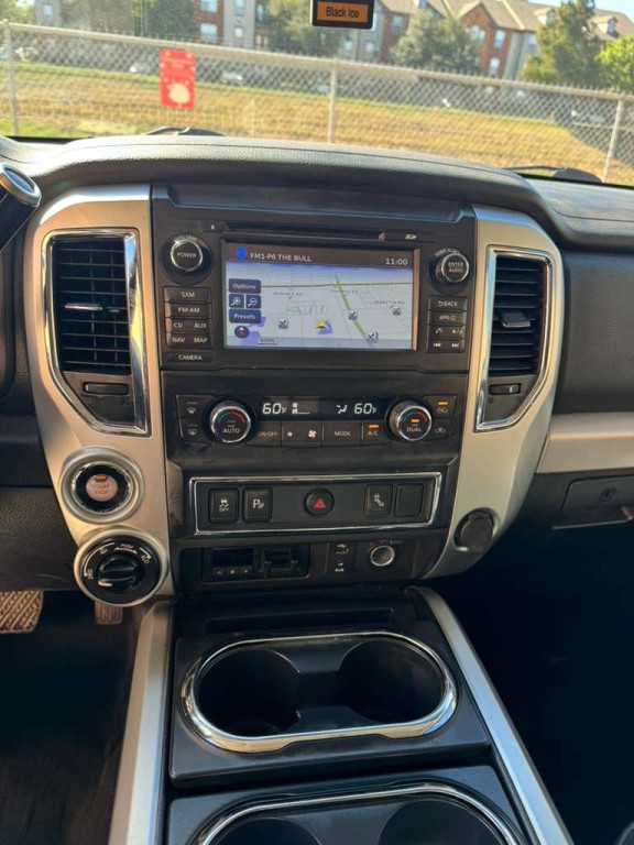 2018 Nissan Titan Image 13