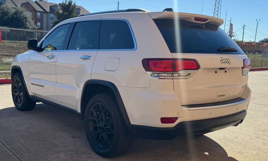2020 Jeep Grand Cherokee Image 4