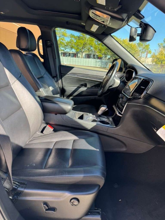 2020 Jeep Grand Cherokee Image 11