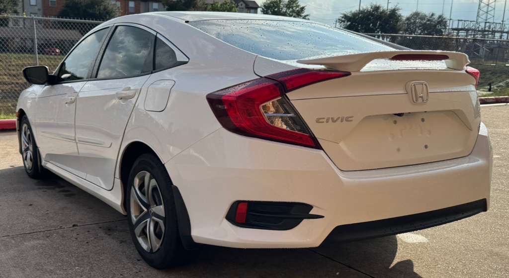 2018 Honda Civic Image 3