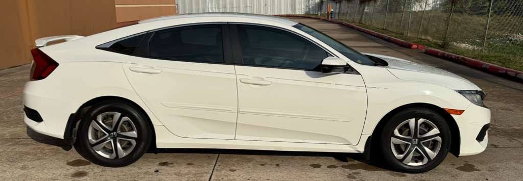 2018 Honda Civic Image 8