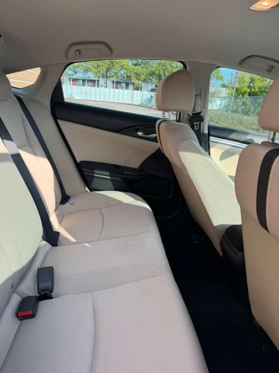 2018 Honda Civic Image 12