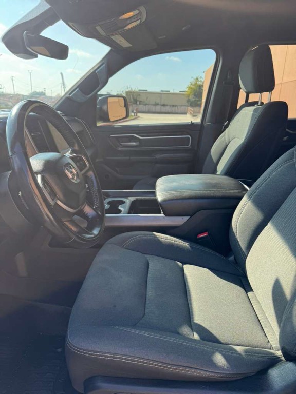 2022 RAM 1500 Image 9